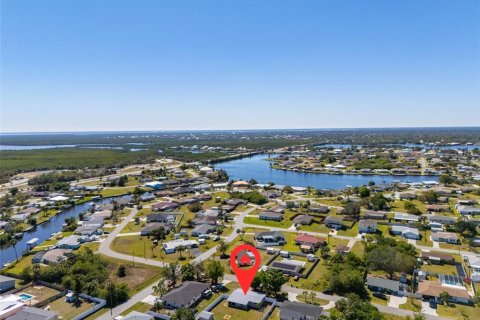House in Port Charlotte, Florida 2 bedrooms, 85.28 sq.m. № 1542548 - photo 28