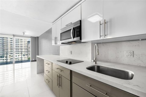 Copropriété à vendre à Miami, Floride: 40.88 m2 № 1867638 - photo 7