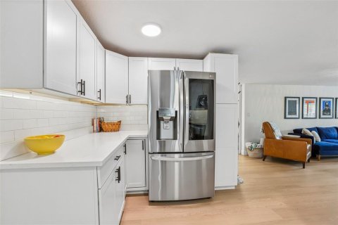 Casa en venta en Tampa, Florida, 4 dormitorios, 139.35 m2 № 2235504 - foto 14