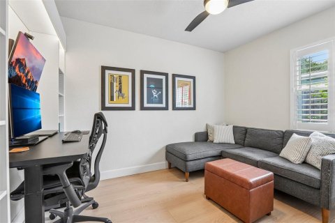 Casa en venta en Tampa, Florida, 4 dormitorios, 139.35 m2 № 2235504 - foto 29