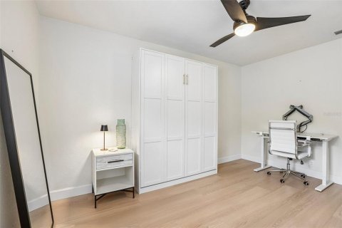 Casa en venta en Tampa, Florida, 4 dormitorios, 139.35 m2 № 2235504 - foto 25