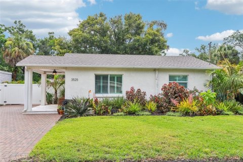 Casa en venta en Tampa, Florida, 4 dormitorios, 139.35 m2 № 2235504 - foto 3