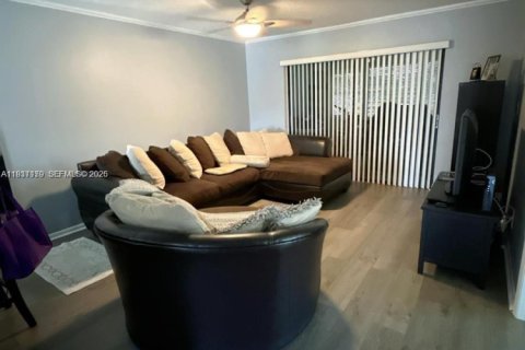 Villa ou maison à vendre à Delray Beach, Floride: 2 chambres, 93.65 m2 № 1995082 - photo 3