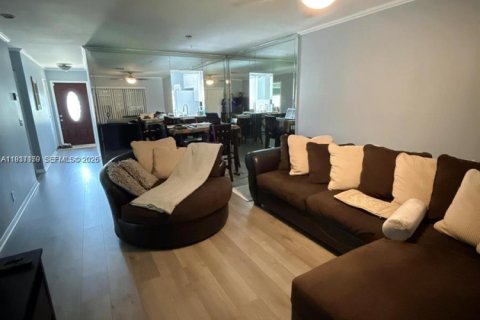 Villa ou maison à vendre à Delray Beach, Floride: 2 chambres, 93.65 m2 № 1995082 - photo 2