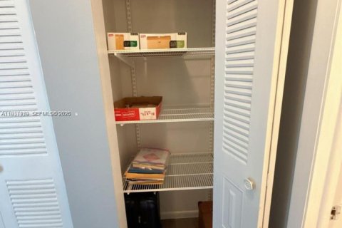 Villa ou maison à vendre à Delray Beach, Floride: 2 chambres, 93.65 m2 № 1995082 - photo 15