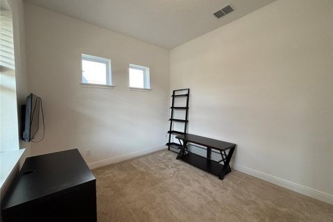 Villa ou maison à louer à Orlando, Floride: 4 chambres, 192.87 m2 № 2415336 - photo 3