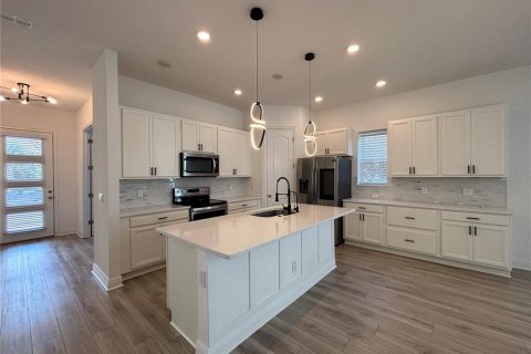 Villa ou maison à louer à Orlando, Floride: 4 chambres, 192.87 m2 № 2415336 - photo 10