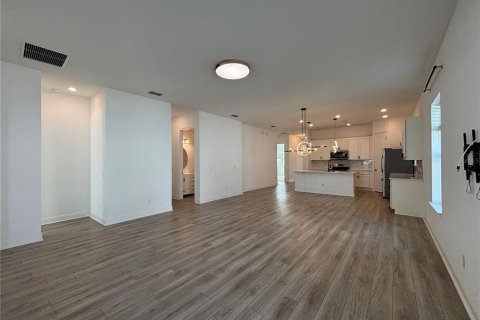Villa ou maison à louer à Orlando, Floride: 4 chambres, 192.87 m2 № 2415336 - photo 13