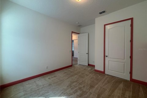 Villa ou maison à louer à Orlando, Floride: 4 chambres, 192.87 m2 № 2415336 - photo 8