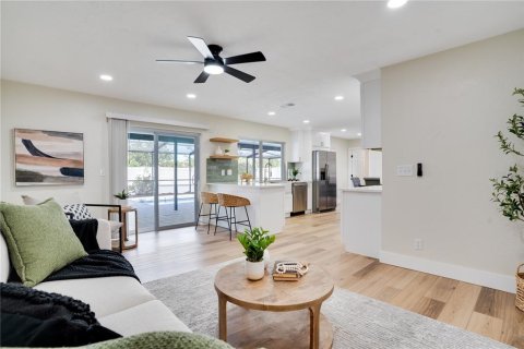 Casa en venta en Seminole, Florida, 3 dormitorios, 153.47 m2 № 1873931 - foto 10