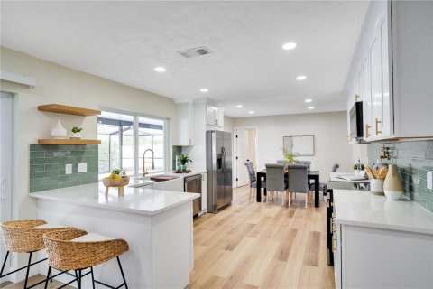 Casa en venta en Seminole, Florida, 3 dormitorios, 153.47 m2 № 1873931 - foto 12