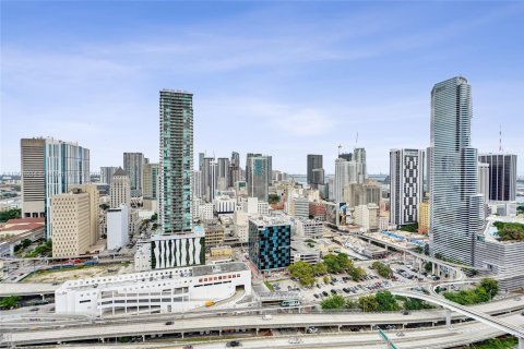 Copropriété à louer à Miami, Floride: 2 chambres, 95.69 m2 № 1964964 - photo 25