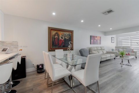 Casa en venta en Delray Beach, Florida, 2 dormitorios, 108.42 m2 № 2056626 - foto 12