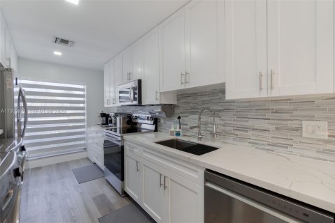 Casa en venta en Delray Beach, Florida, 2 dormitorios, 108.42 m2 № 2056626 - foto 11