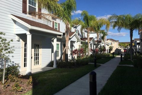 Adosado en venta en Kissimmee, Florida, 4 dormitorios, 157.38 m2 № 1915306 - foto 2