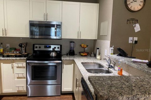 Adosado en venta en Kissimmee, Florida, 4 dormitorios, 157.38 m2 № 1915306 - foto 5