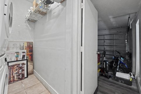 Купить виллу или дом в Майами, Флорида 4 спальни, 166.3м2, № 2048721 - фото 4