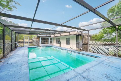 House in Spring Hill, Florida 5 bedrooms, 170.57 sq.m. № 2197165 - photo 16