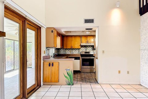 House in Sarasota, Florida 3 bedrooms, 167.22 sq.m. № 2097059 - photo 17