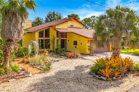 House in Sarasota, Florida 3 bedrooms, 167.22 sq.m. № 2097059 - photo 5