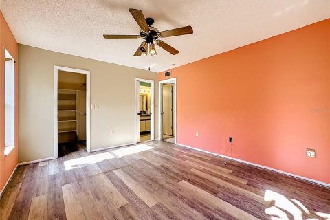 House in Sarasota, Florida 3 bedrooms, 167.22 sq.m. № 2097059 - photo 27