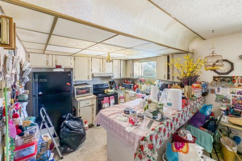 Propiedad comercial en venta en Miami, Florida, 264.03 m2 № 2006429 - foto 12