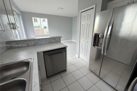 Condo in Homestead, Florida, 3 bedrooms  № 2052535 - photo 3