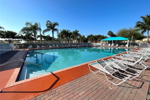 Condo in Homestead, Florida, 3 bedrooms  № 2052535 - photo 20