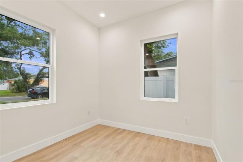 Villa ou maison à vendre à Saint Petersburg, Floride: 4 chambres, 262.82 m2 № 2408566 - photo 27