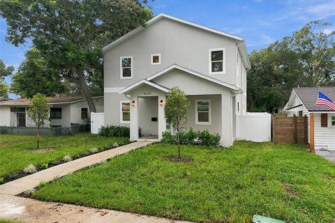 Villa ou maison à vendre à Saint Petersburg, Floride: 4 chambres, 262.82 m2 № 2408566 - photo 3