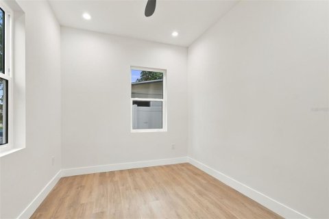 Villa ou maison à vendre à Saint Petersburg, Floride: 4 chambres, 262.82 m2 № 2408566 - photo 26