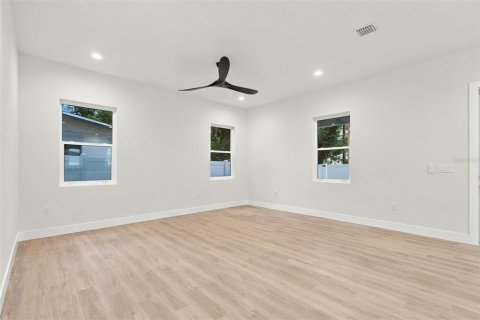 Villa ou maison à vendre à Saint Petersburg, Floride: 4 chambres, 262.82 m2 № 2408566 - photo 23
