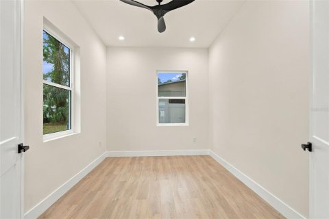 Villa ou maison à vendre à Saint Petersburg, Floride: 4 chambres, 262.82 m2 № 2408566 - photo 25