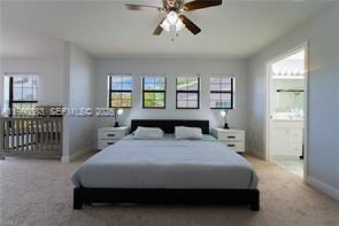 Casa en venta en Moore Haven, Florida, 4 dormitorios № 2057915 - foto 18