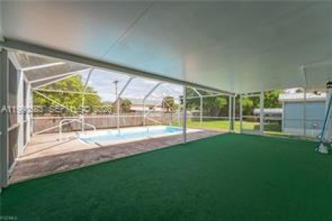 Casa en venta en Moore Haven, Florida, 4 dormitorios № 2057915 - foto 30