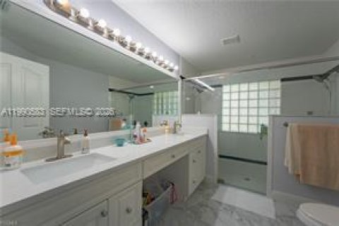Casa en venta en Moore Haven, Florida, 4 dormitorios № 2057915 - foto 19