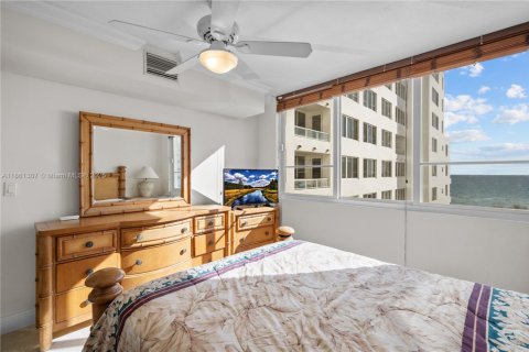 Condominio en venta en Miami Beach, Florida, 2 dormitorios, 101.91 m2 № 1889388 - foto 20
