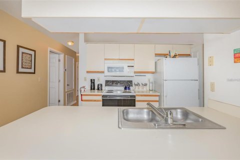 Купить кондоминиум в Киссимми, Флорида 5 комнат, 119.57м2, № 1795468 - фото 8