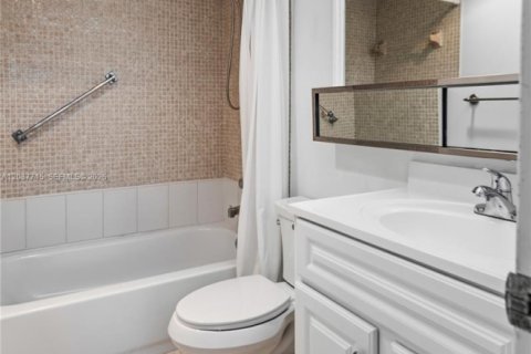 Copropriété à louer à Plantation, Floride: 1 chambre, 89.19 m2 № 2363841 - photo 24