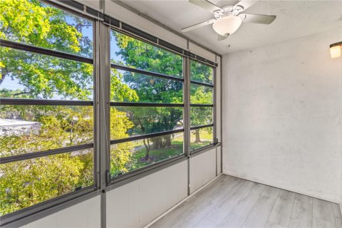 Copropriété à louer à Plantation, Floride: 1 chambre, 89.19 m2 № 2363841 - photo 22