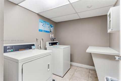 Copropriété à louer à Plantation, Floride: 1 chambre, 89.19 m2 № 2363841 - photo 27