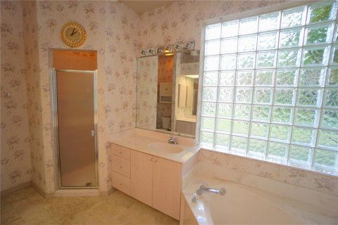 Villa ou maison à vendre à Punta Gorda, Floride: 2 chambres, 162.86 m2 № 2422675 - photo 28