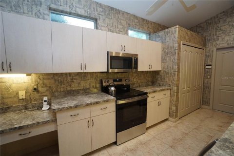 Villa ou maison à vendre à Punta Gorda, Floride: 2 chambres, 162.86 m2 № 2422675 - photo 15