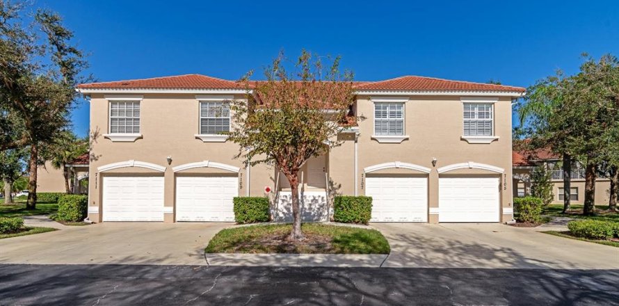 Adosado en Bradenton, Florida 2 dormitorios, 130.62 m2 № 1734906