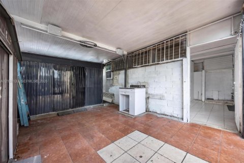 Touwnhouse à vendre à Hialeah, Floride: 3 chambres, 130.99 m2 № 2409354 - photo 17