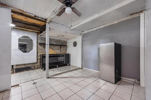 Touwnhouse à vendre à Hialeah, Floride: 3 chambres, 130.99 m2 № 2409354 - photo 19