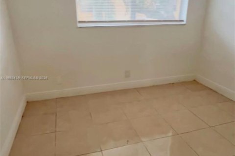 Купить кондоминиум в Тамарак, Флорида 3 спальни, 108.42м2, № 2044274 - фото 10