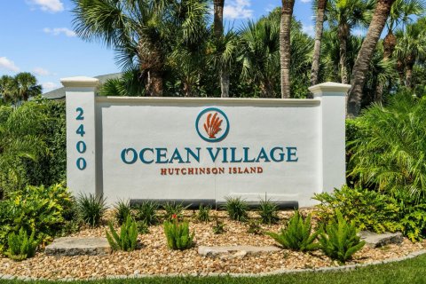 Copropriété à vendre à Fort Pierce, Floride: 1 chambre, 64.01 m2 № 1222585 - photo 1