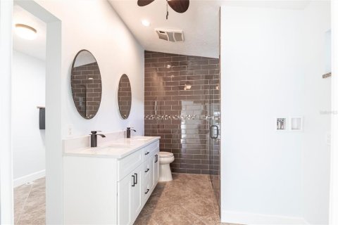 Villa ou maison à vendre à Holmes Beach, Floride: 3 chambres, 147.06 m2 № 1723077 - photo 11