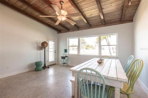 Villa ou maison à vendre à Holmes Beach, Floride: 3 chambres, 147.06 m2 № 1723077 - photo 9